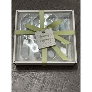 NIB Easter Bunny Spreader‎ Set of 4 Blue Ceramic Handles Stainless Steel Spring